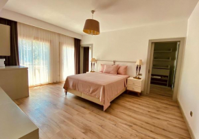 Dozo Suites